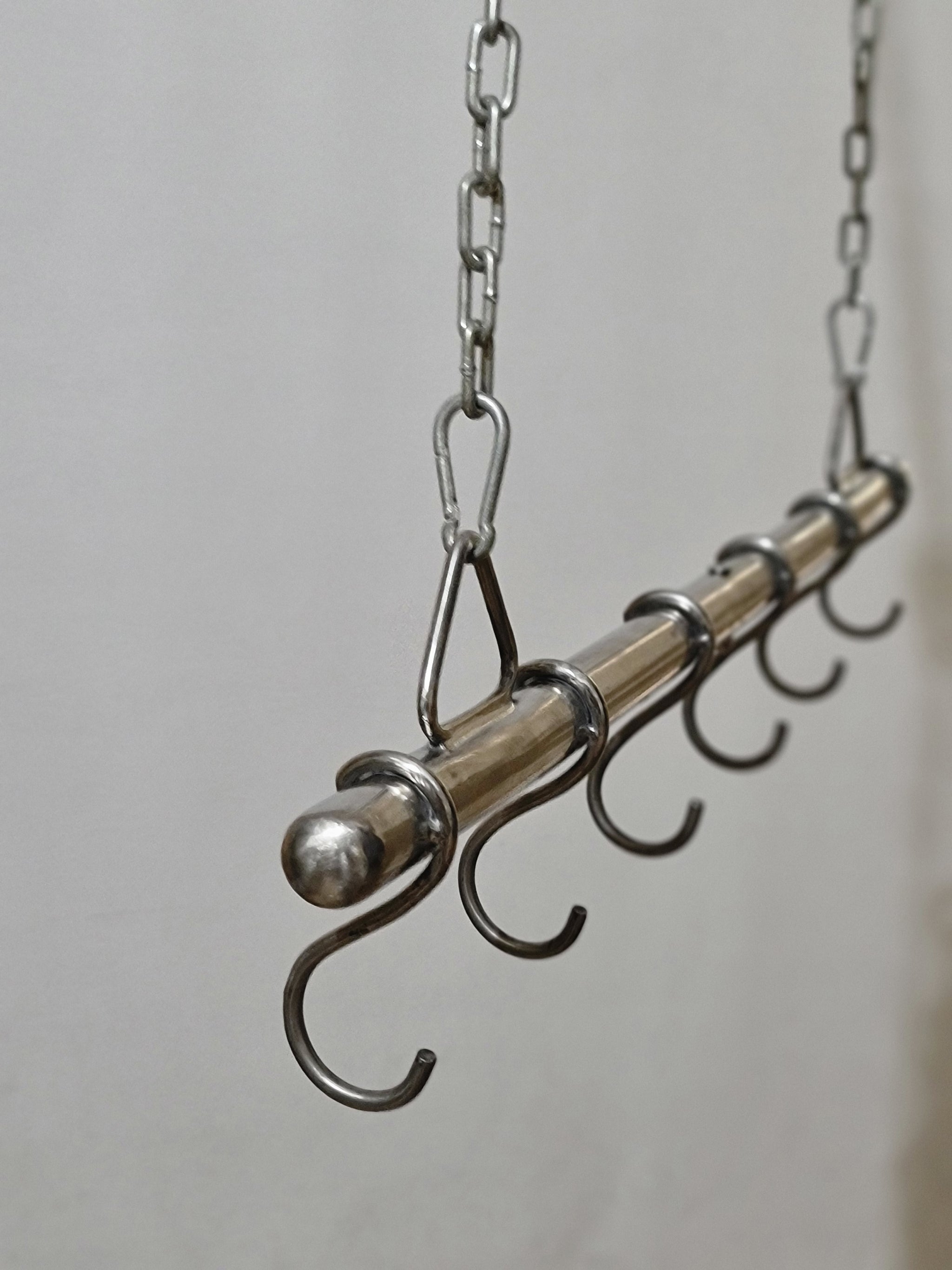 Heavy-duty sling rod for secure BDSM play